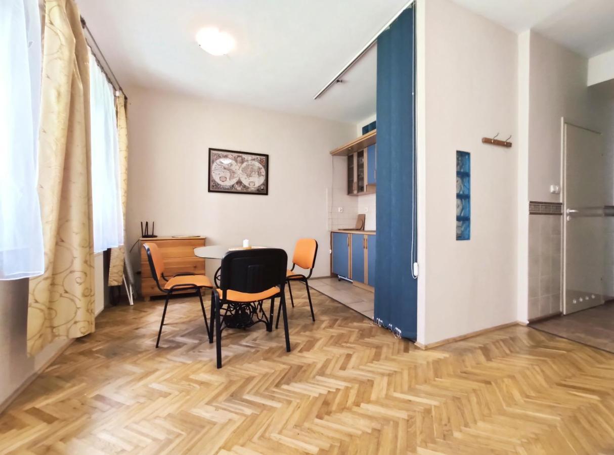 Plac Nowy 8A By Homeprime Краків Екстер'єр фото